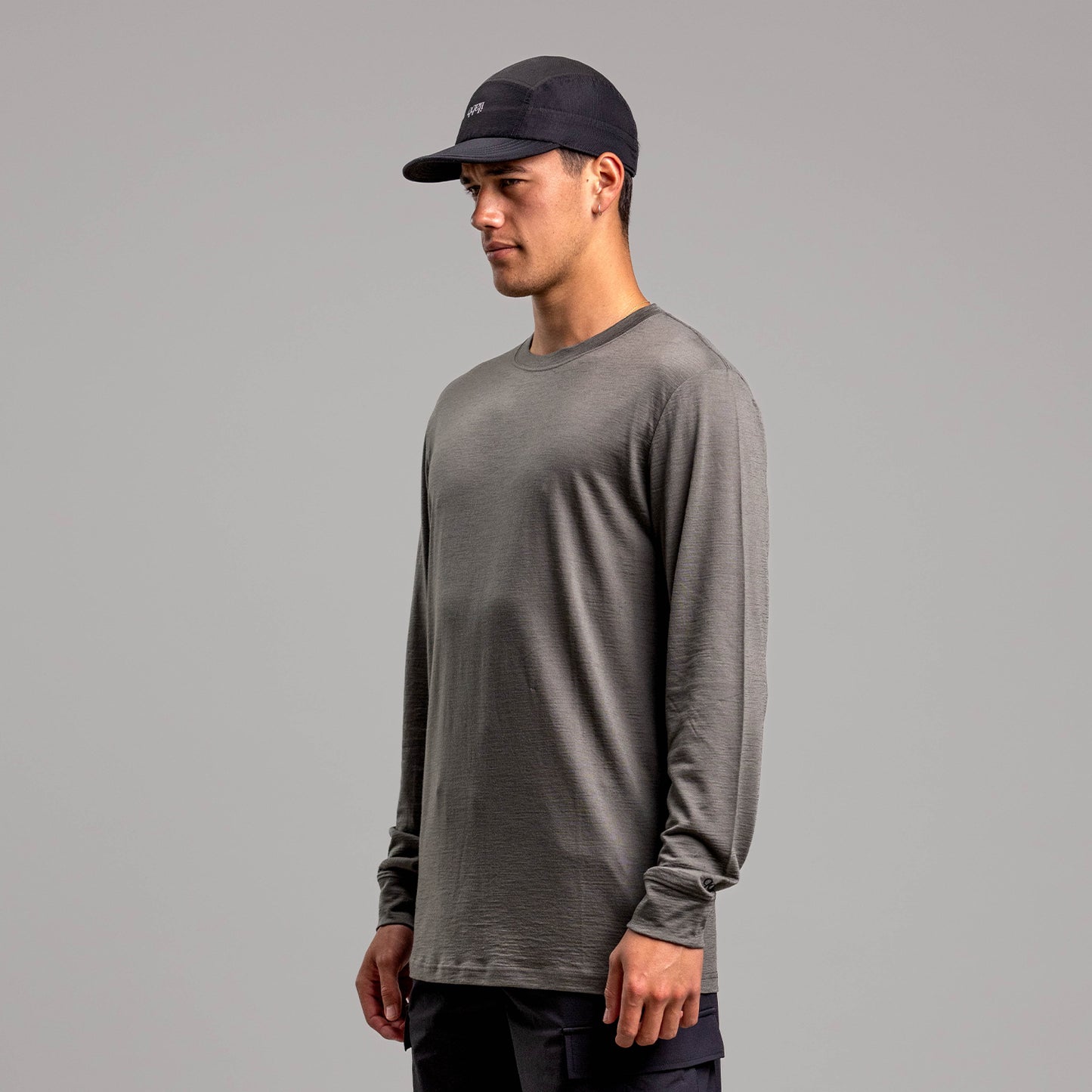 Merino Classic Long Sleeve Tee Unisex ARMY GREEN