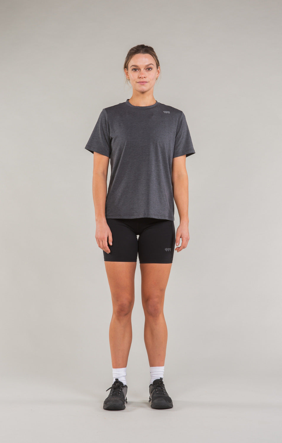 Women's Lomond Tee - Charcoal - ilabb